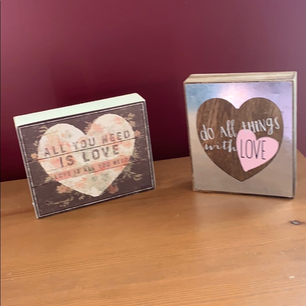 Heart-Themed Love Quote Wooden Blocks